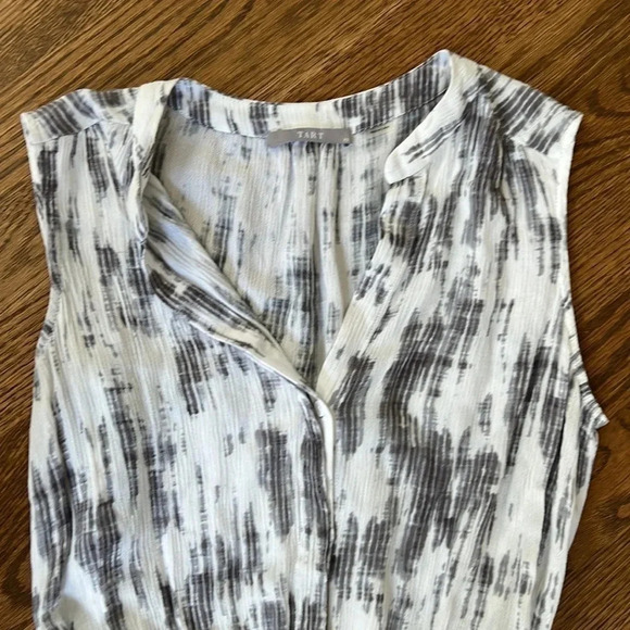 TART Sleeveless V-neck button down mini dress with pockets women’s size XS - Picture 2 of 12